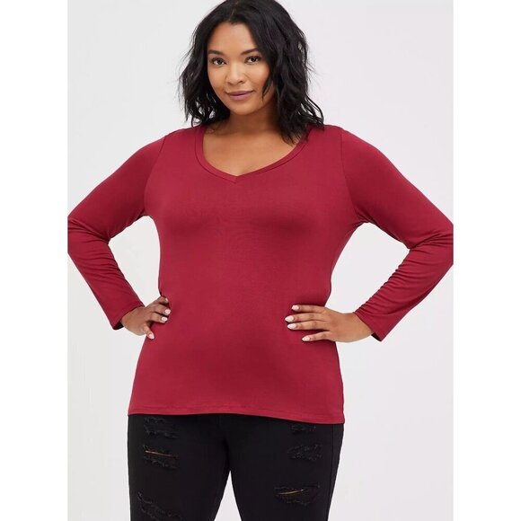 NWT Torrid Womens Red Classic Fit Long Sleeve V-Neck Top Size 2x - Picture 1 of 8